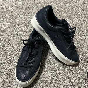 NWO Box Women’s Converse One Star Platform OX Sneakers Size 8.5